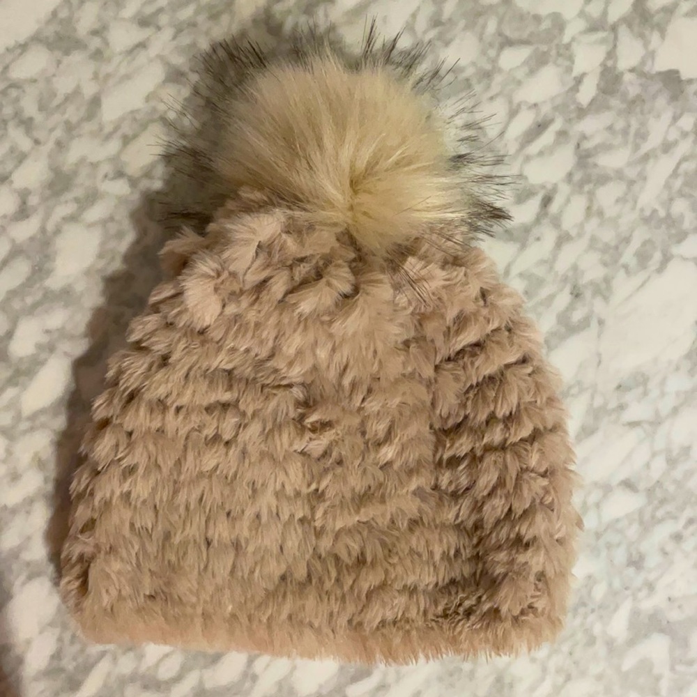 J McLaughlin faux fur hat